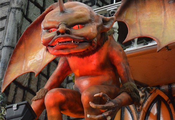 Wooden Sculpted Funfair Ride Decoration Devil Sculpture outside Ghost Train