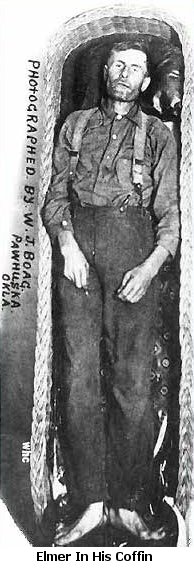 The funhouse pop of Elmer McCurdy in a coffin Elmer McCurdy funhouse prop