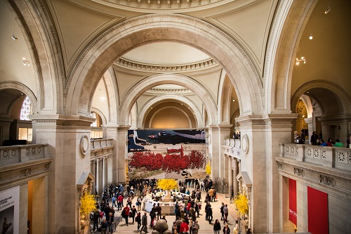 How to Stand Out at Exhibitions and Trade Shows stand out at exhibitions