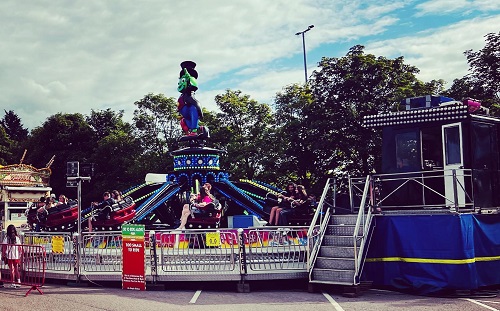 Hire fairground attractions and funfair rides and amusements in West Yorkshire fairground rides and funfair attractions hire West Yorkshire